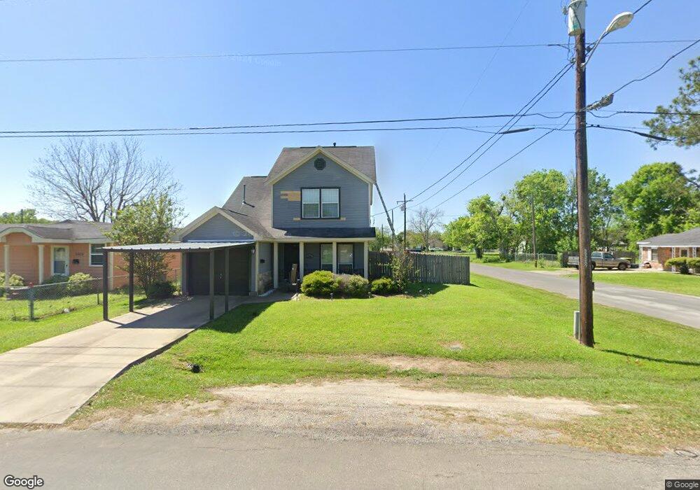 2800 Moore Ave, Bay City, TX 77414 - photo 1