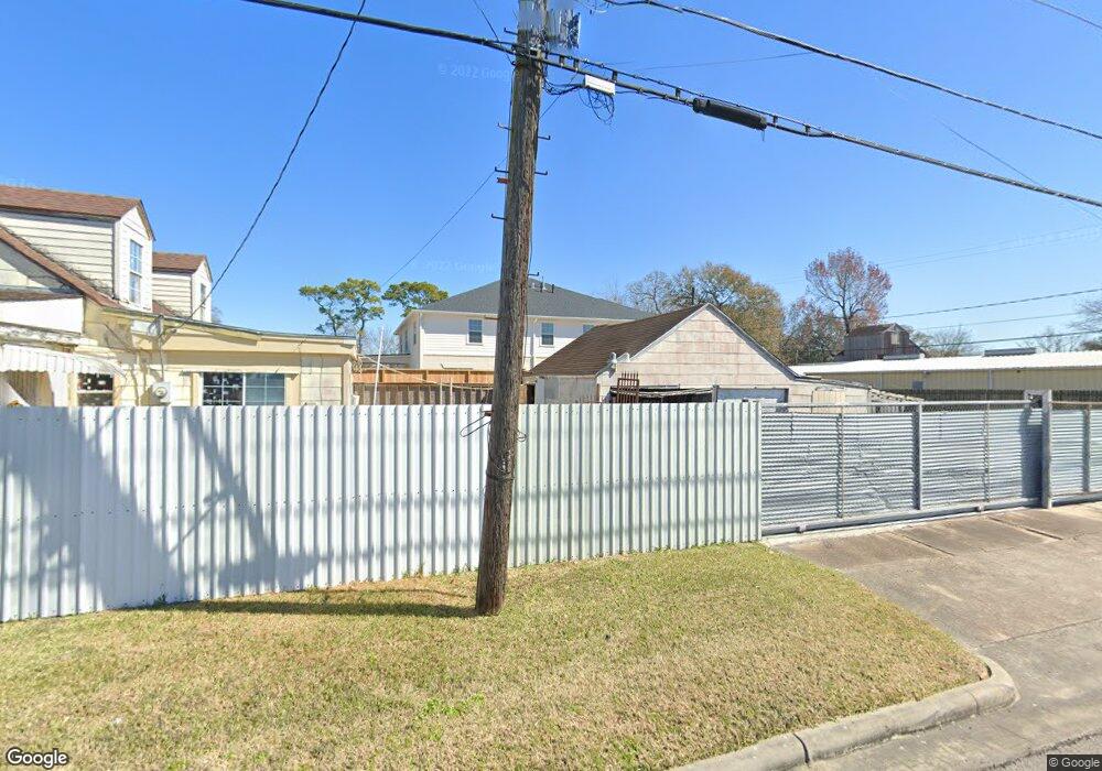8138 Lynn St, Houston, TX 77017 - photo 1