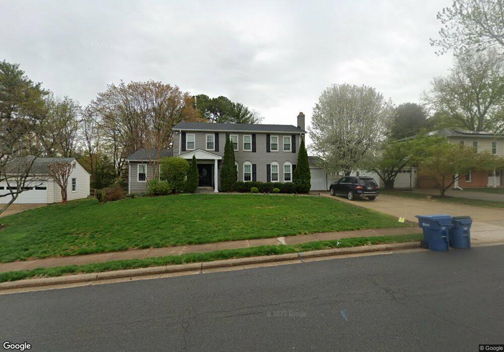 9428 Old Courthouse Rd, Vienna, VA 22182 - photo 1