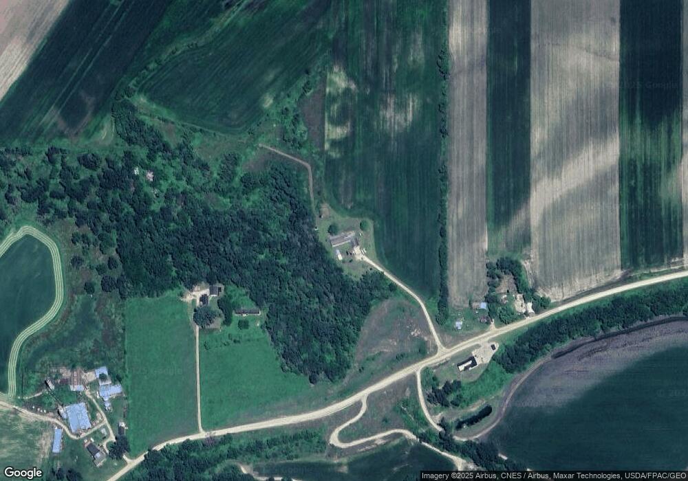 19084 Perkins Valley Dr, Houston, MN 55943 - photo 1