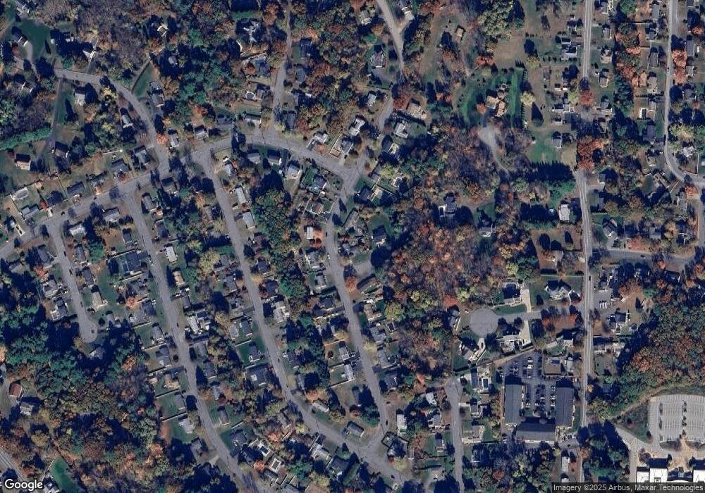 2 Raymond Rd, Hudson, MA 01749 - photo 1