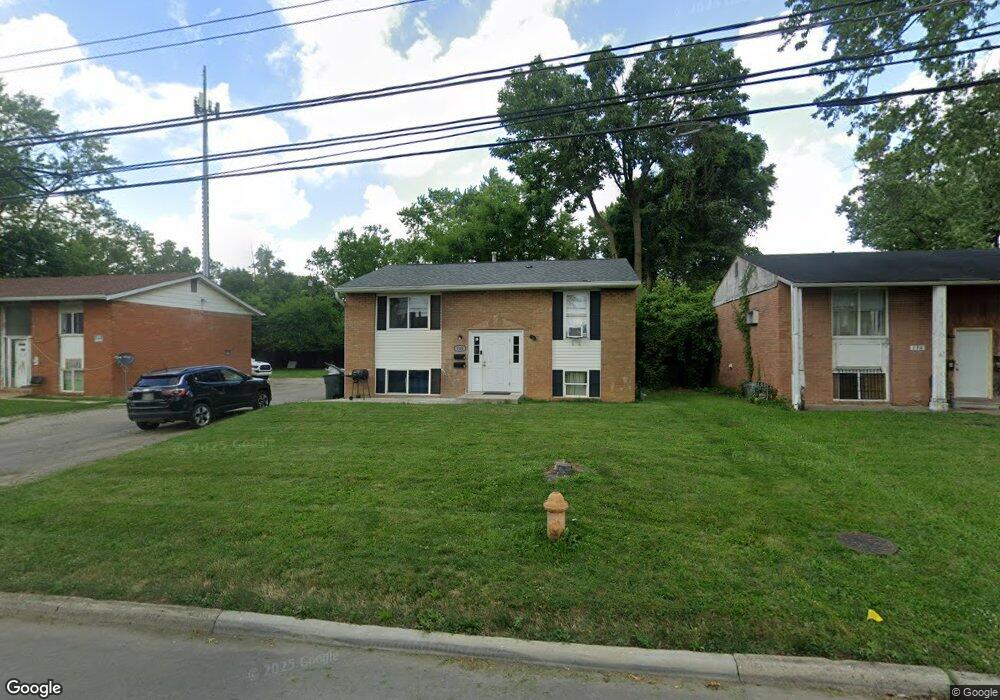 760 Moon Rd, Columbus, OH 43224 - photo 1