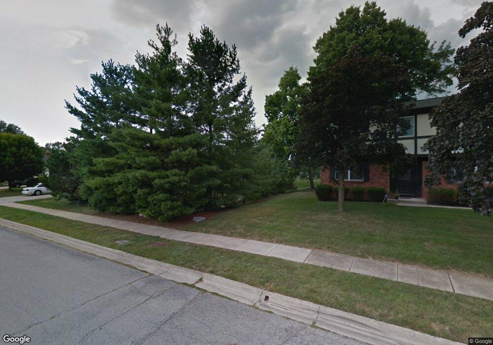 1570 Denbigh Dr, Columbus, OH 43220 - photo 1