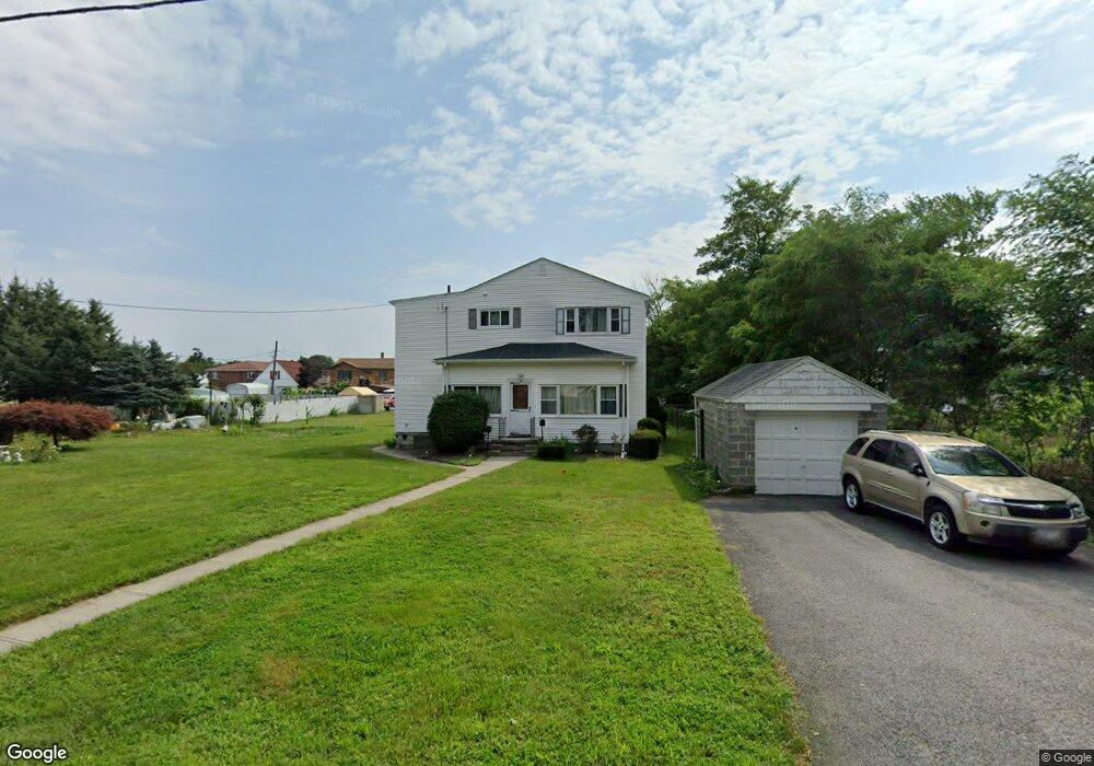 25 Elberta St, Cranston, RI 02910 - photo 1