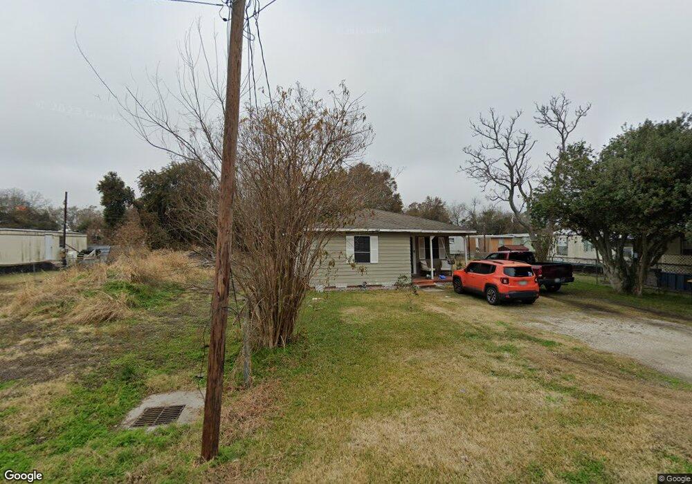 1206 Walton St, New Iberia, LA 70560 - photo 1