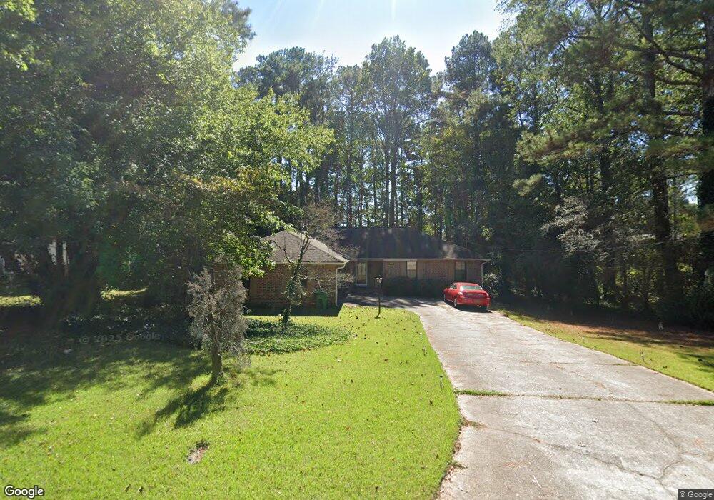 5975 Great Oaks Dr unit 2, Lithonia, GA 30058 - photo 1