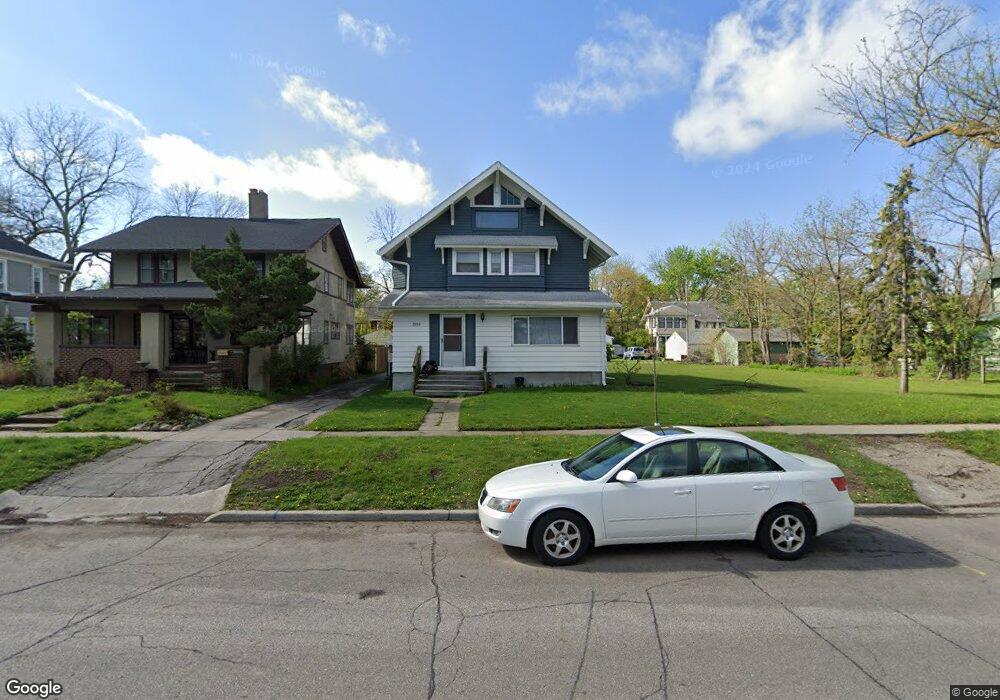 2932 Cottage Grove Ave, Des Moines, IA 50311 - photo 1