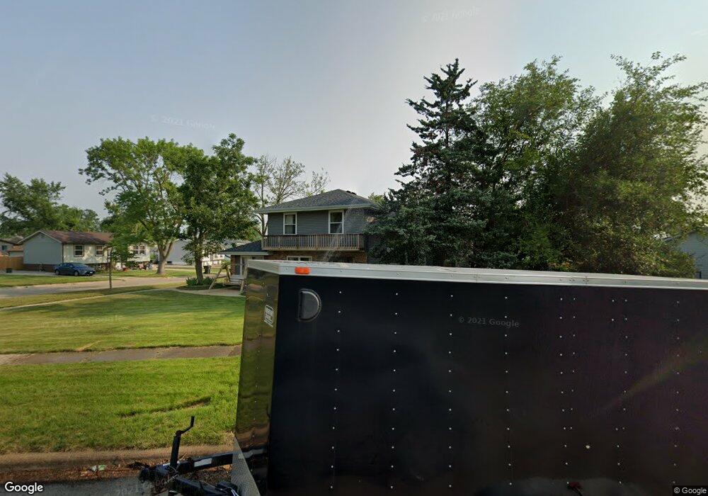 4501 Sugar Pine Dr NE, Cedar Rapids, IA 52402 - photo 1