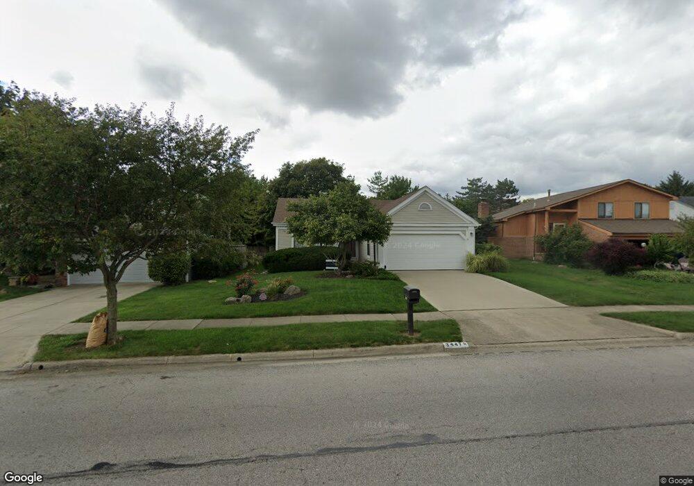 2447 Sutter Pkwy, Dublin, OH 43016 - photo 1