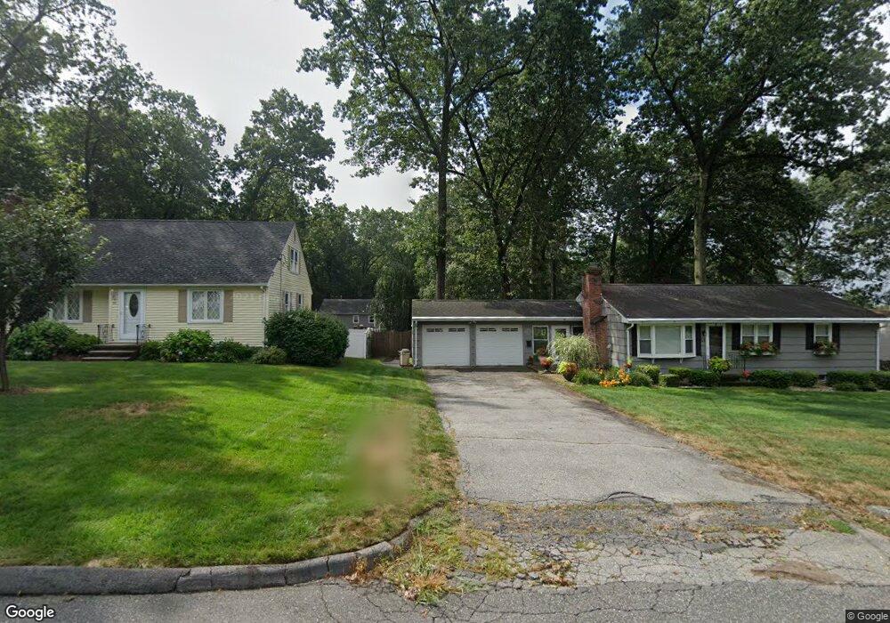 61 Endicott St, Springfield, MA 01118 - photo 1