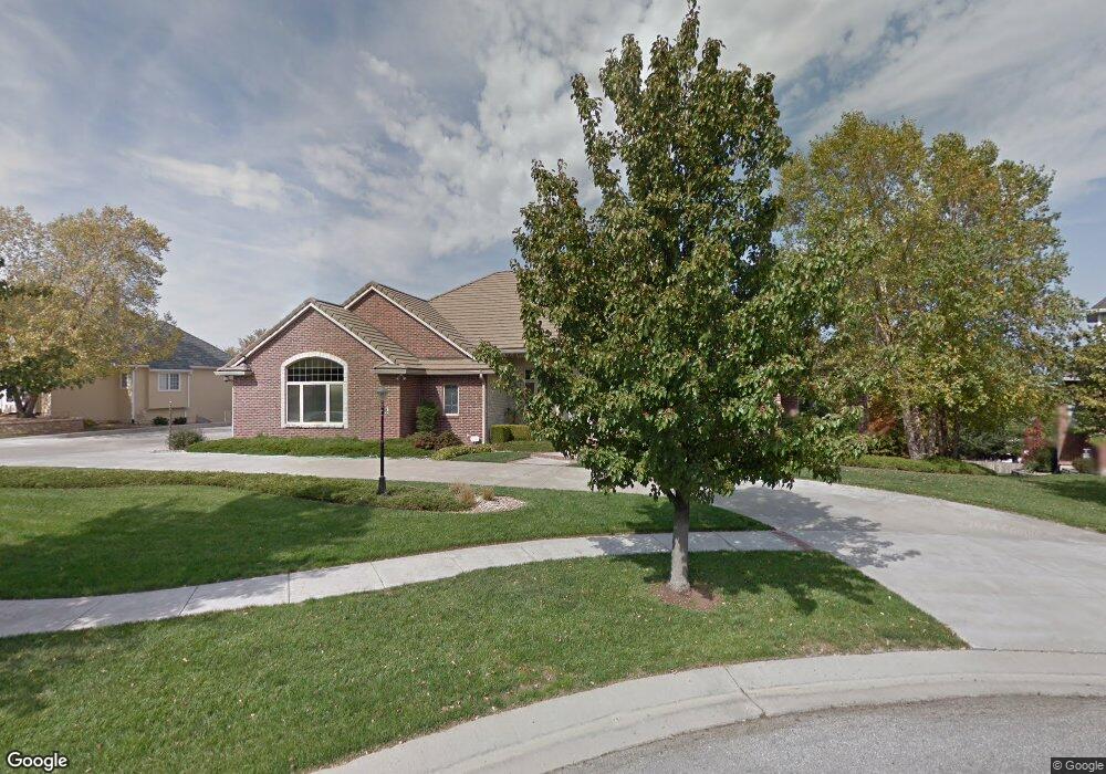 5616 SW Clarion Ln, Topeka, KS 66610 - photo 1