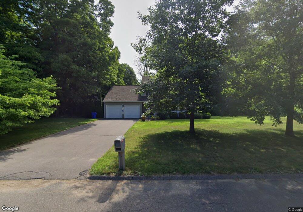 3 Chrismis Tree Ln, East Granby, CT 06026 - photo 1