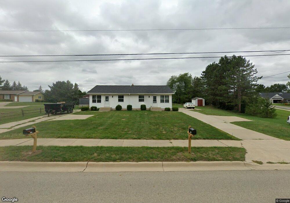 7421 Byron Center Ave SW, Byron Center, MI 49315 - photo 1
