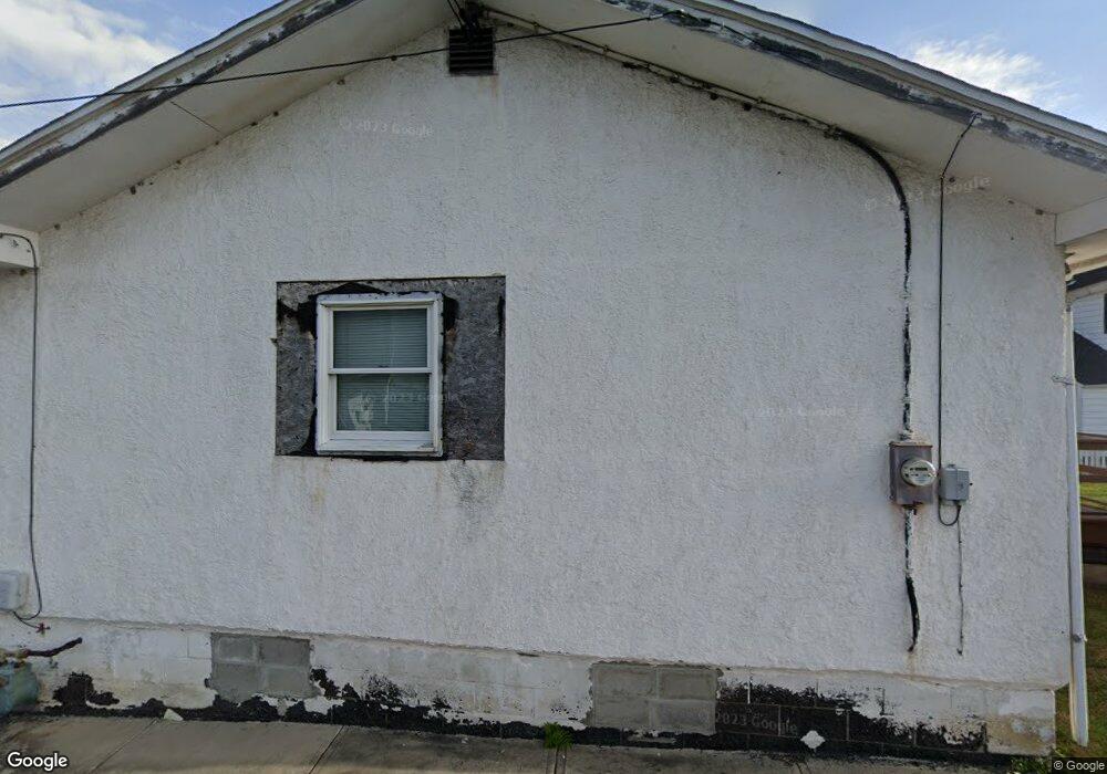 106 N Pond St, Taylor, PA 18517 - photo 1