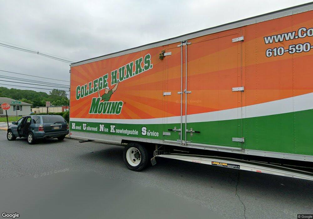 303 Allen St unit Single office, Bath, PA 18014 - photo 1