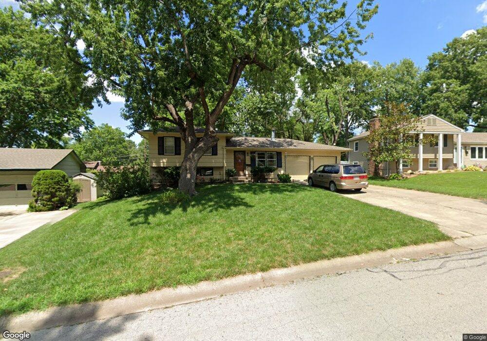 10814 W 72nd Terrace, Shawnee, KS 66203 - photo 1