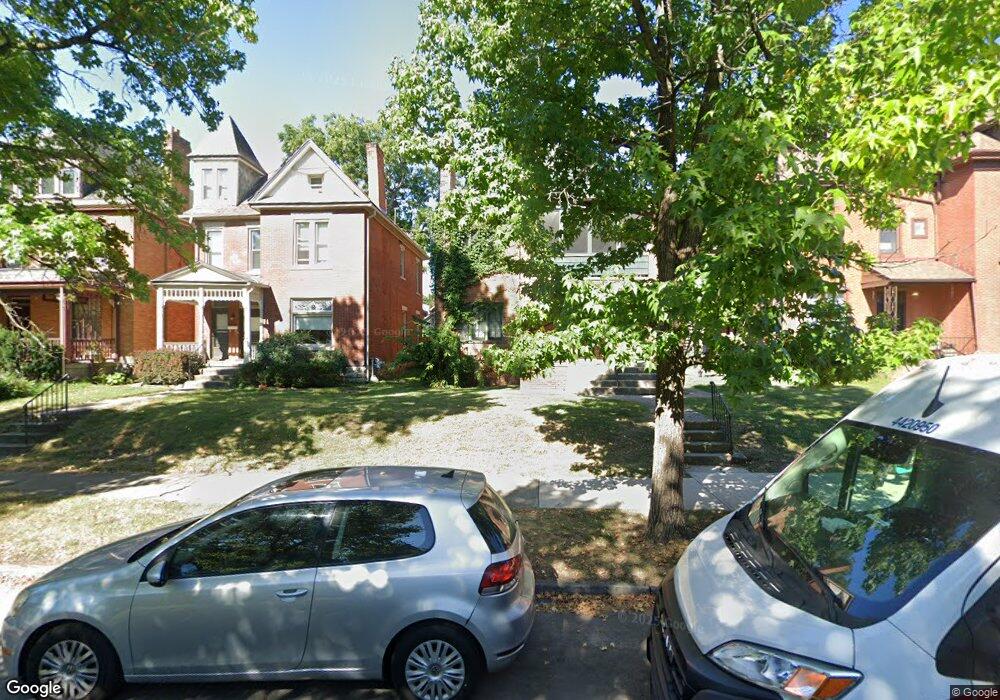 1347 Highland St unit 345, Columbus, OH 43201 - photo 1