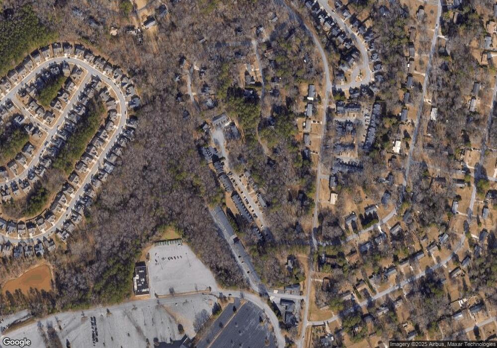 635 Huntington Rd unit 105, Athens, GA 30606 - photo 1