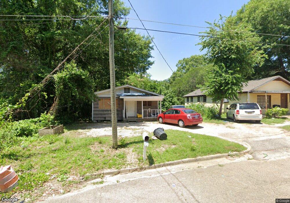 914 N 12th Ave, Laurel, MS 39440 - photo 1