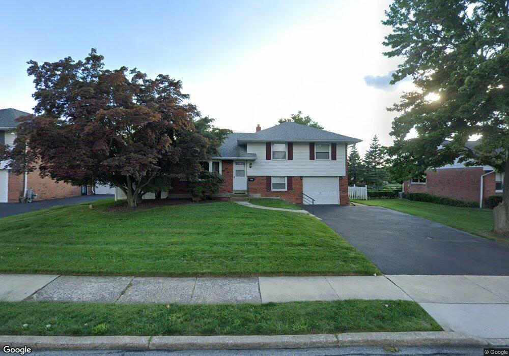 7702 Laurel Ln, Glenside, PA 19038 - photo 1
