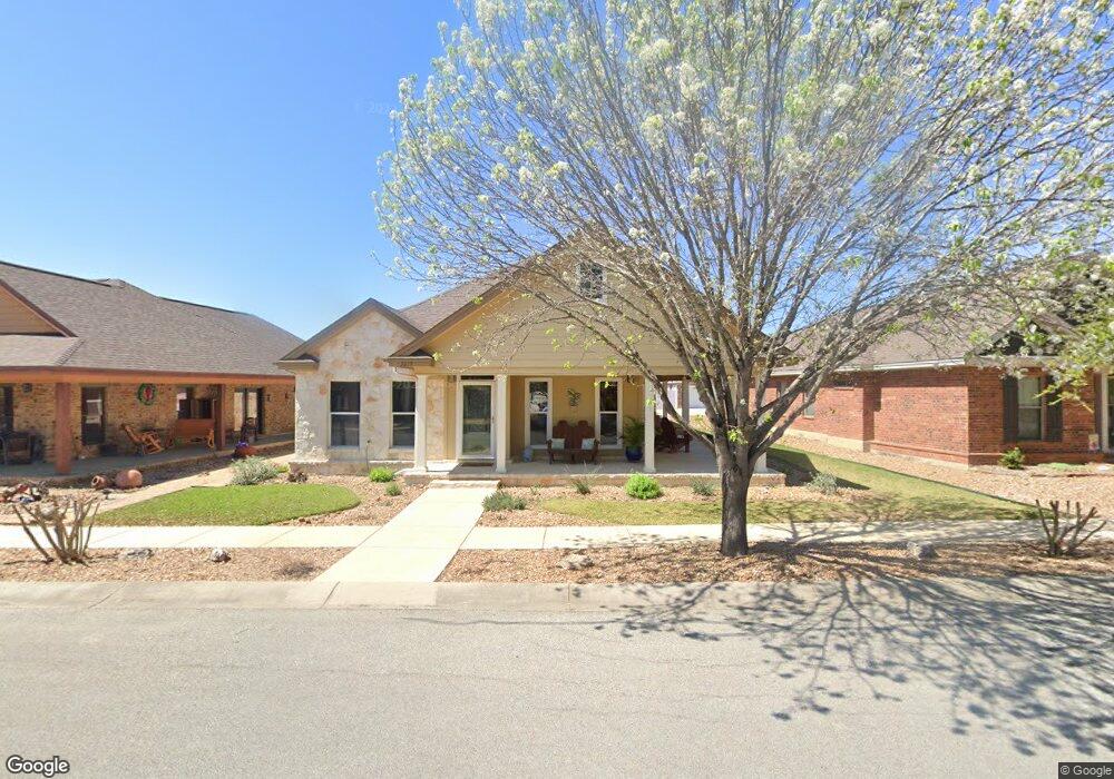 2019 Cotton Blvd, New Braunfels, TX 78130 - photo 1