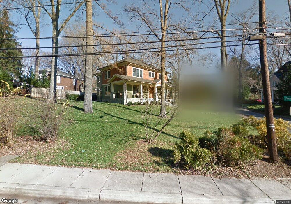 6701 Persimmon Tree Rd, Bethesda, MD 20817 - photo 1