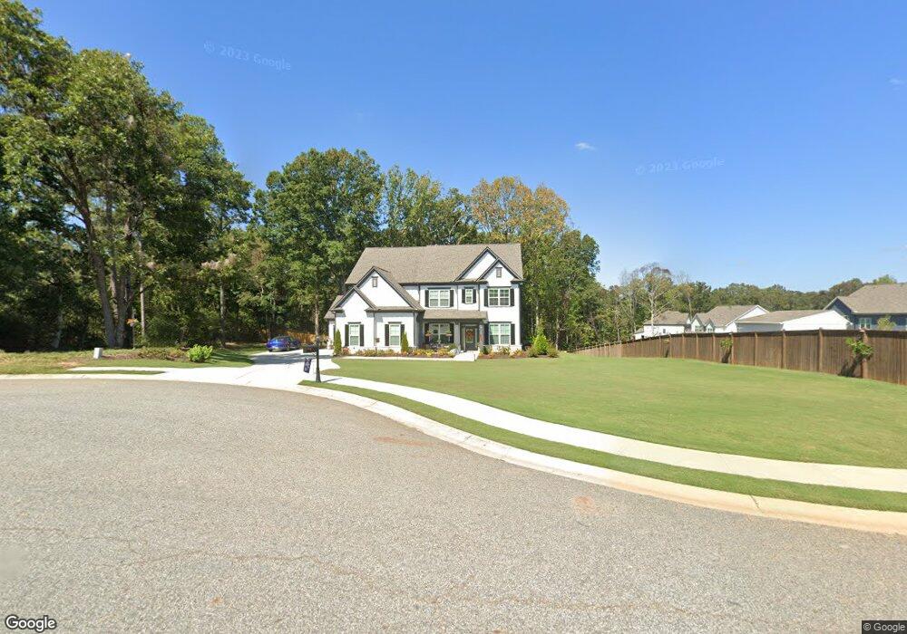 895 Champagne Ln, Hoschton, GA 30548 - photo 1