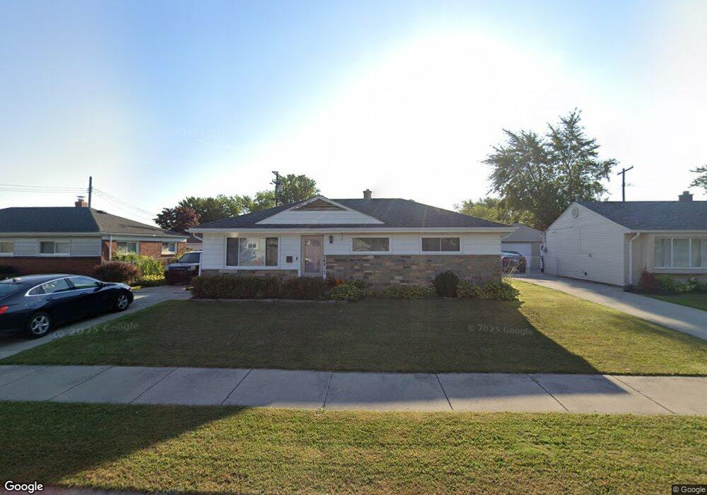 26812 Compson St, Roseville, MI 48066 - photo 1