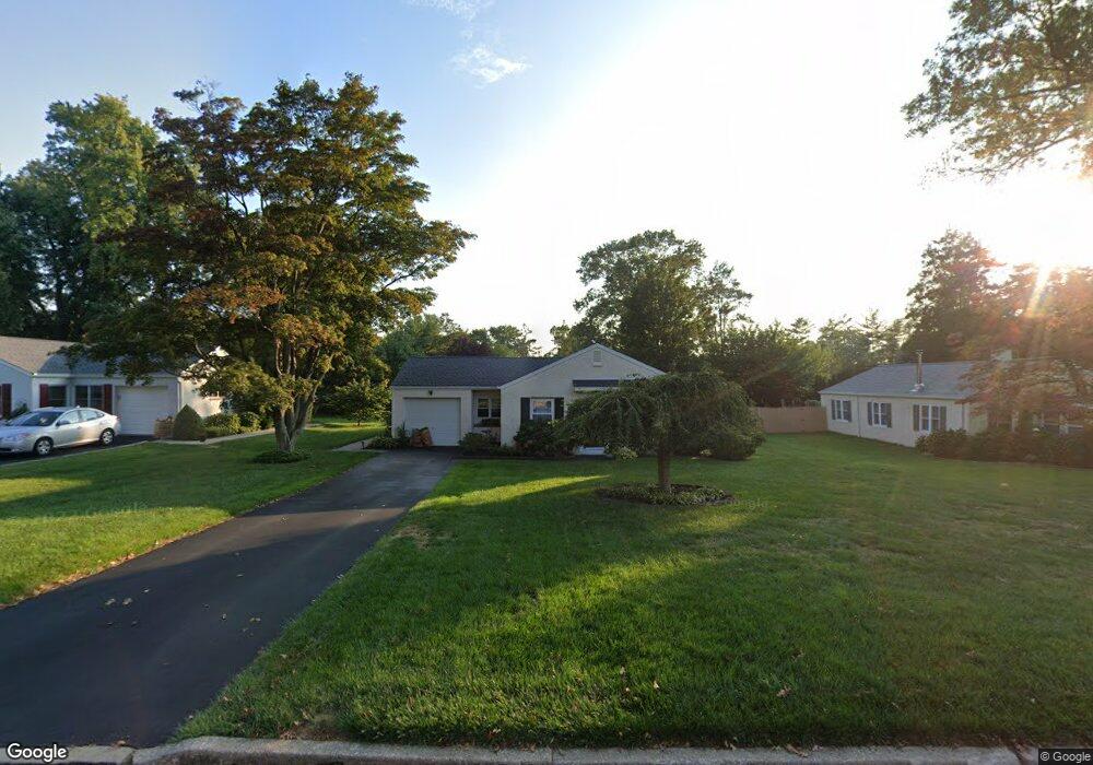 1010 Hunters Ln, Oreland, PA 19075 - photo 1