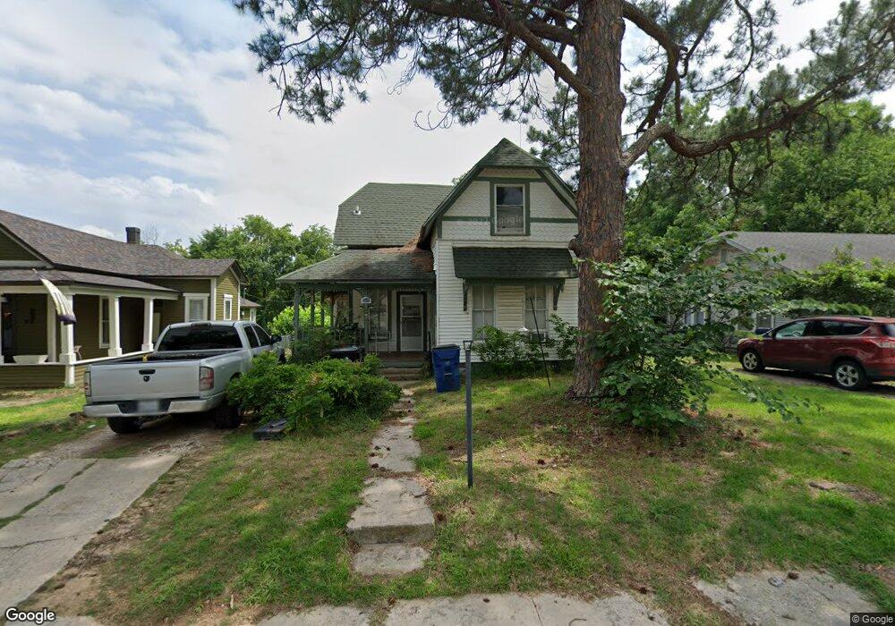 612 W Monterey St, Denison, TX 75020 - photo 1