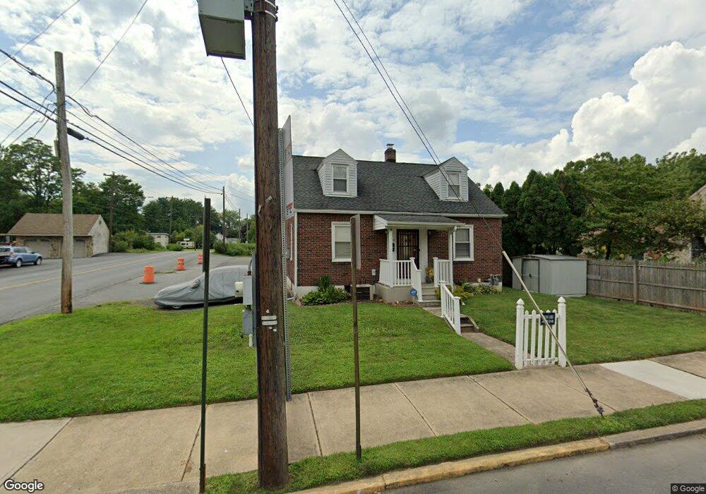 514 Main St, Freemansburg, PA 18017 - photo 1