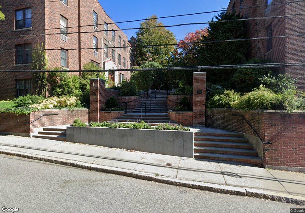 323 Tappan St unit 323 5, Brookline, MA 02445 - photo 1