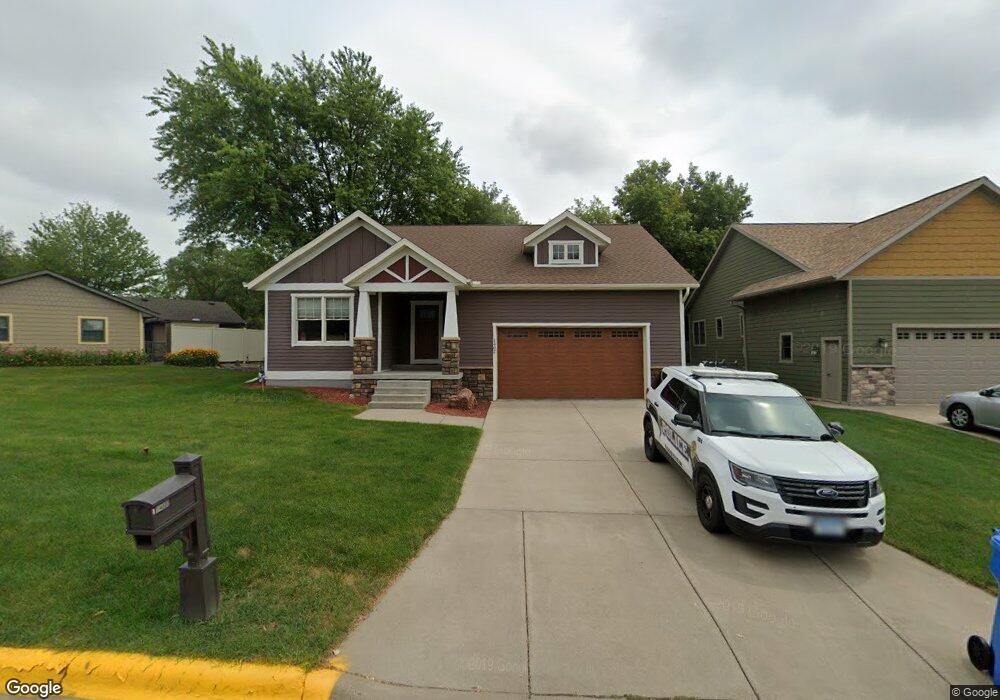 1402 Highland Dr, Winona, MN 55987 - photo 1