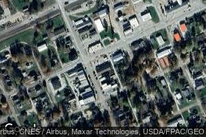 105 E Main St, Stronghurst, IL 61480