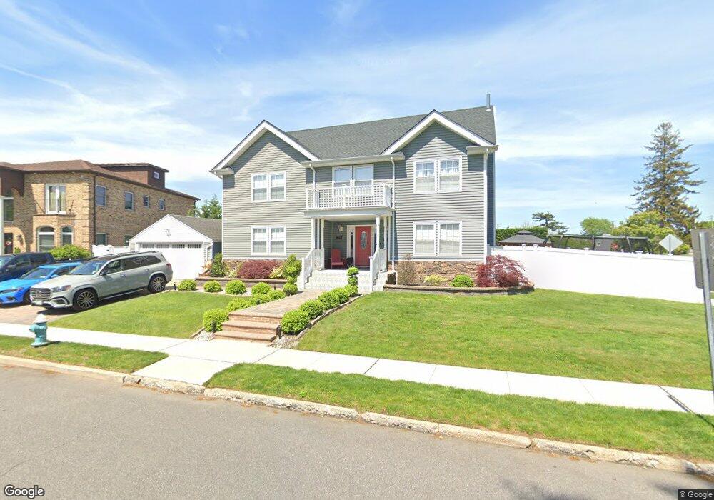 776 Gehrig Ave, Franklin Square, NY 11010 - photo 1