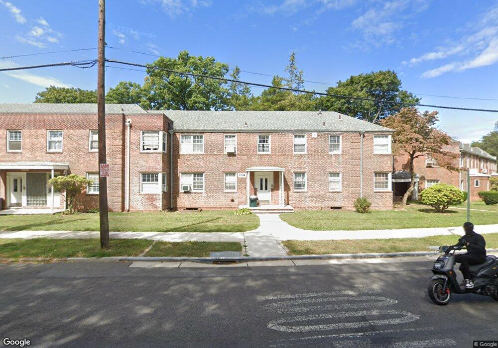 77-28 Vleigh Place unit 81F, Flushing, NY 11367 - photo 1