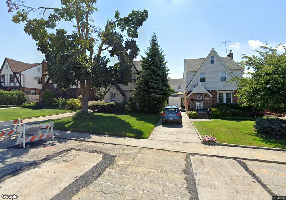 19910 23rd Ave, Whitestone, NY 11357 - photo 1