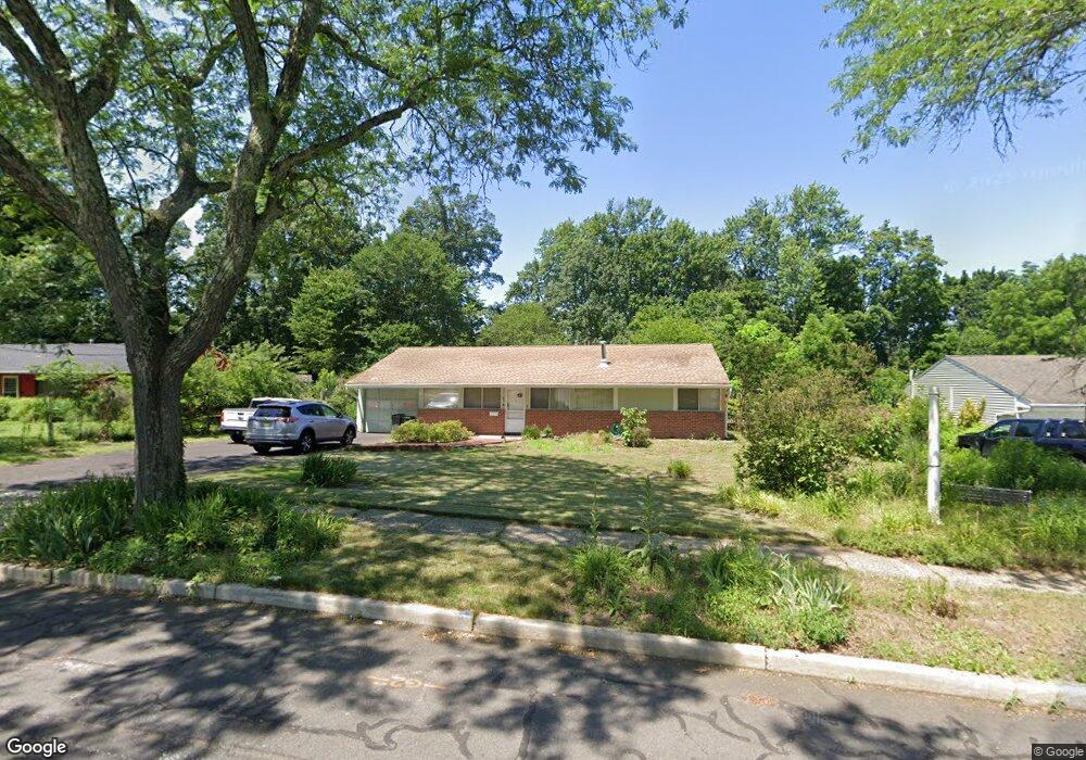 21 Cranston Rd, Kendall Park, NJ 08824 - photo 1