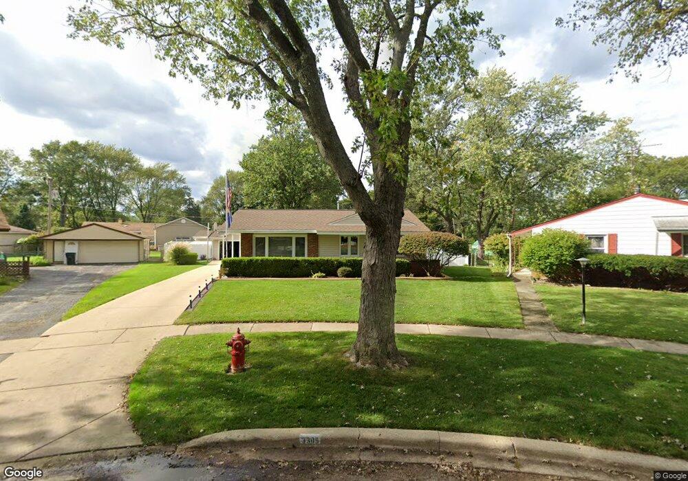 3305 Martin Ct, Rolling Meadows, IL 60008 - photo 1