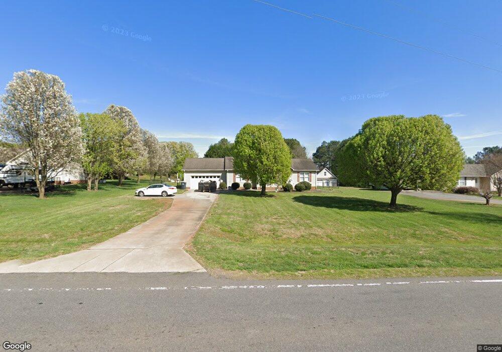 2746 Wilkesboro Hwy, Statesville, NC 28625 - photo 1