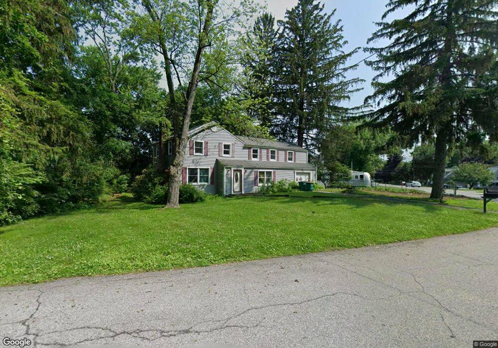 33 Hasbrouck Dr, Poughkeepsie, NY 12603 - photo 1