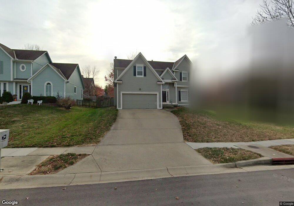 22415 W 52nd St, Shawnee, KS 66226 - photo 1