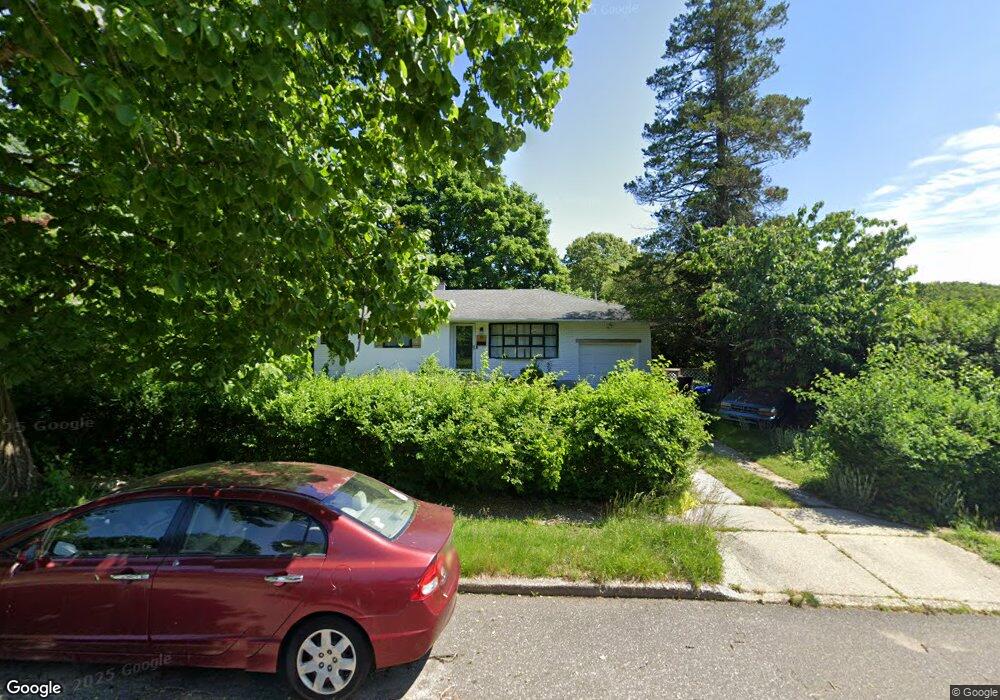 19 Eva Path, ComMacK, NY 11725 - photo 1