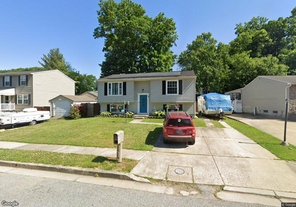 9 Yew Rd, Essex, MD 21221 - photo 1