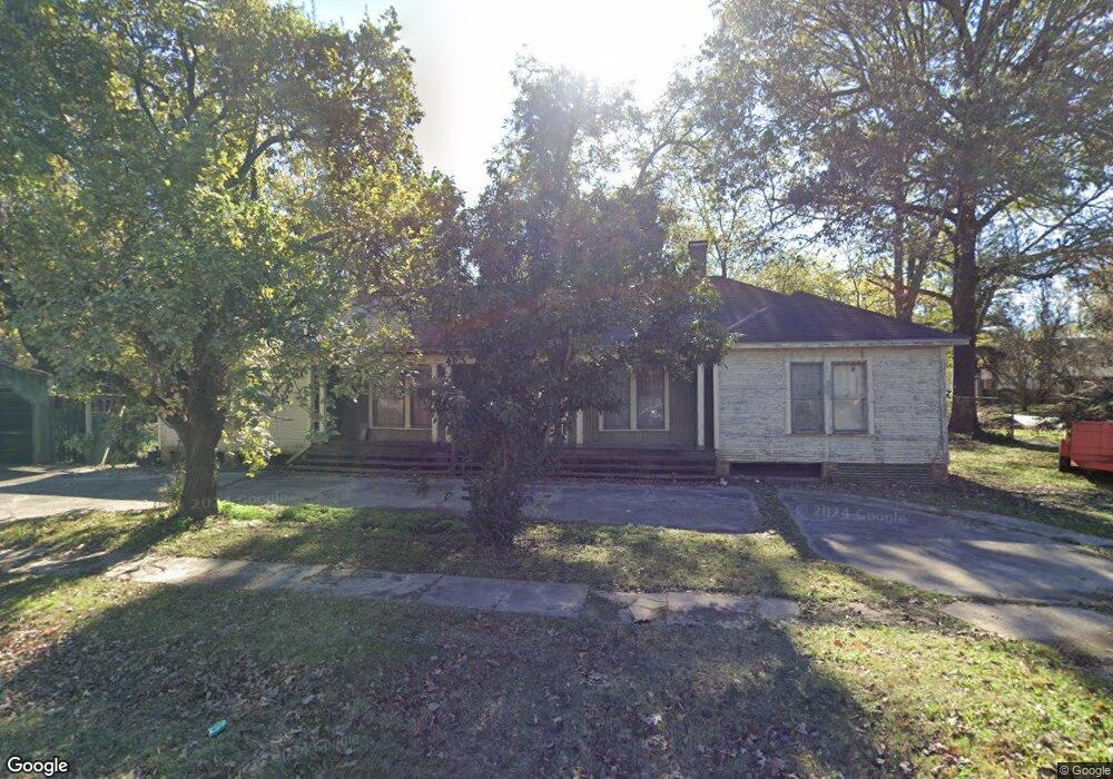 302 E 6th St, Stuttgart, AR 72160 - photo 1