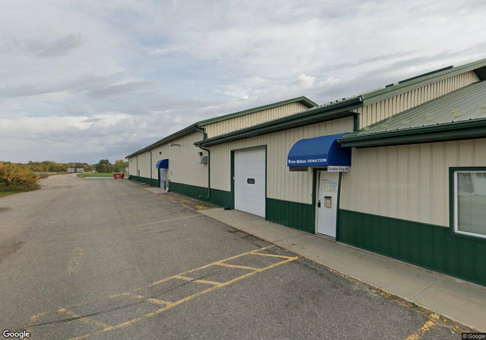 1211 N Nokomis NE, Alexandria, MN 56308 - photo 1