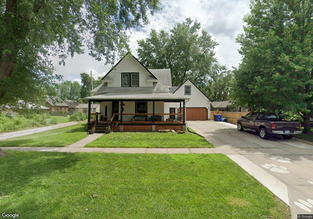 1314 E Euclid St, McPherson, KS 67460 - photo 1
