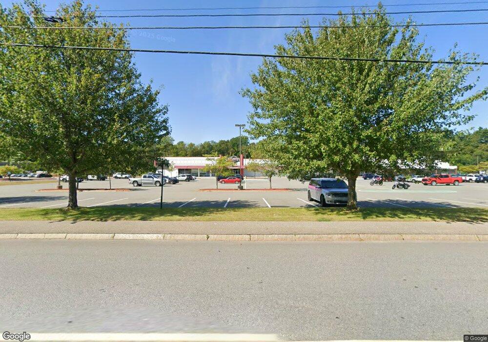 151 Coliseum Ave, Nashua, NH 03063 - photo 1