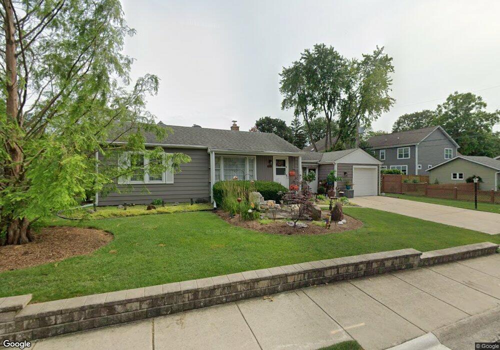 210 W 12th Ave, Naperville, IL 60563 - photo 1
