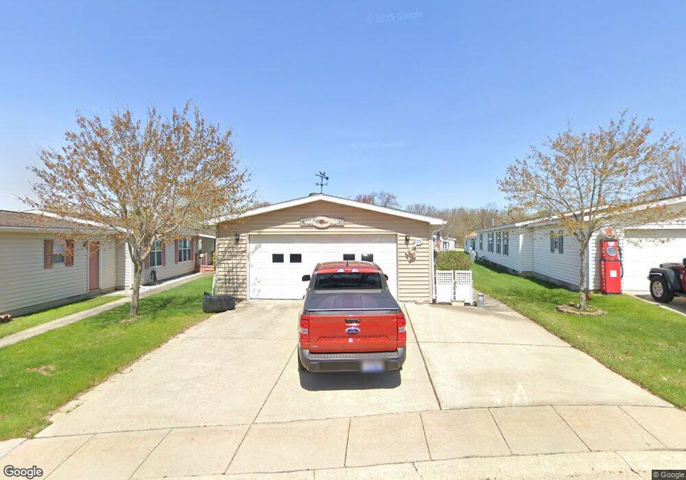 855 Clark Ln, Linden, MI 48451 - photo 1